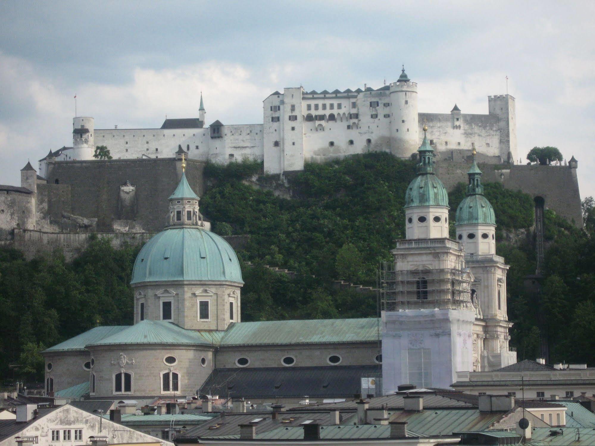 Hotel Pass Lueg Golling an der Salzach Exterior photo